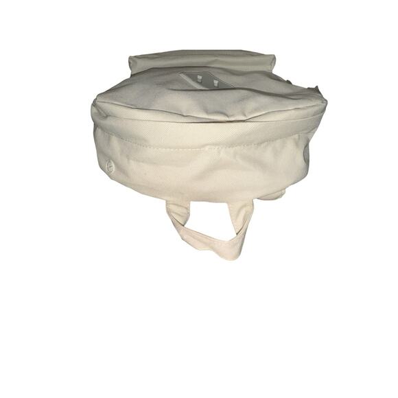 NEW Herschel Backpack Ivory, 16”x10”x3.5” - Picture 5 of 15